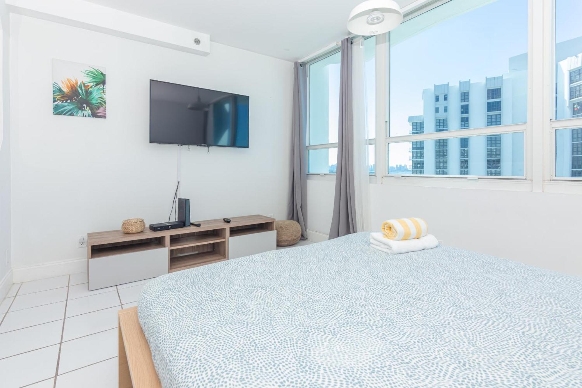 Girasole Apartments Маями Бийч Стая снимка