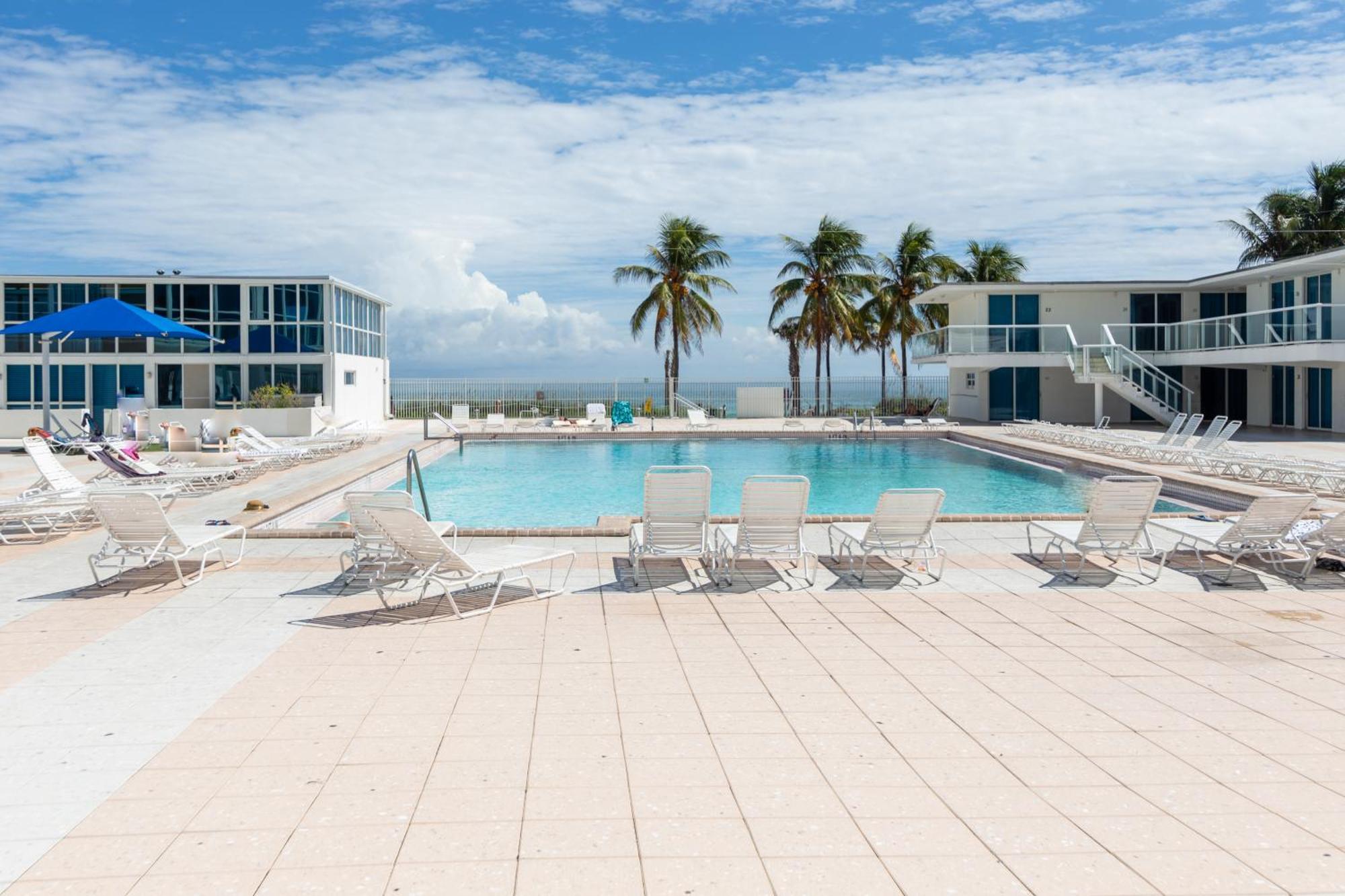 Girasole Apartments Маями Бийч Екстериор снимка