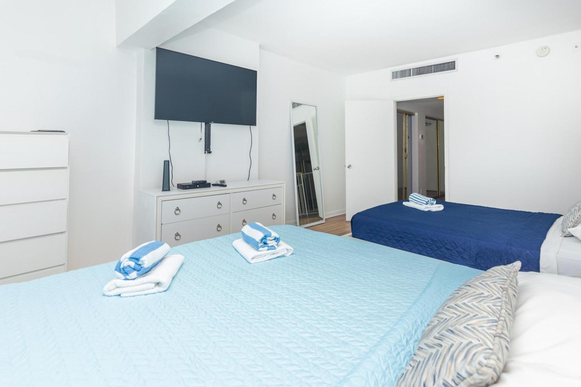 Girasole Apartments Маями Бийч Стая снимка