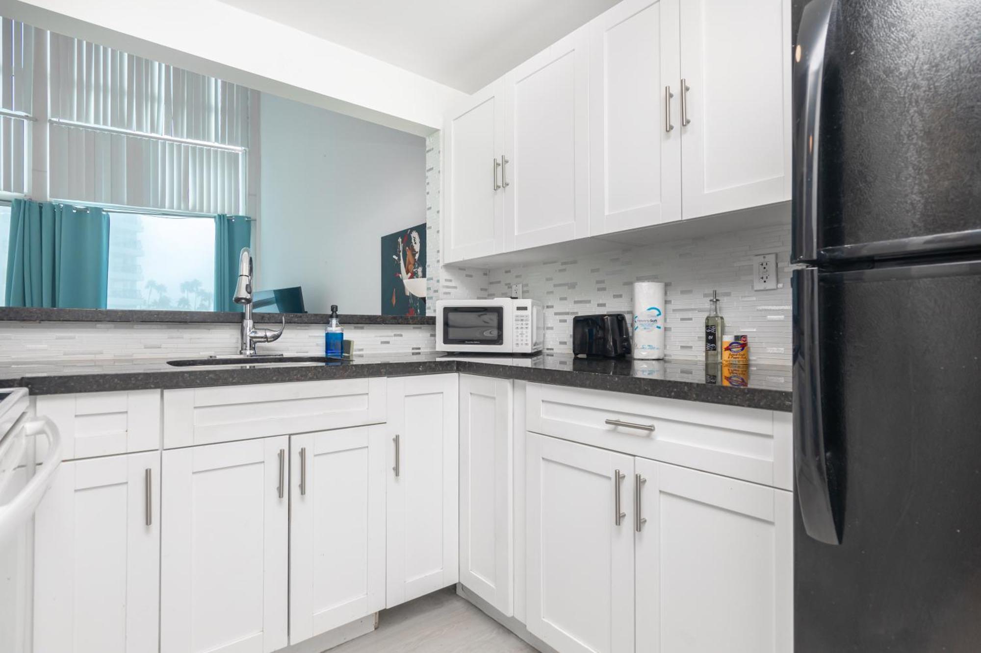 Girasole Apartments Маями Бийч Стая снимка